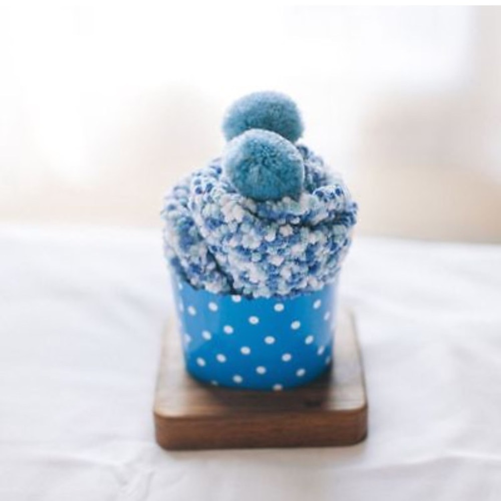 🍭LAST ONE— Yummy Blue Cupcake Socks🍭